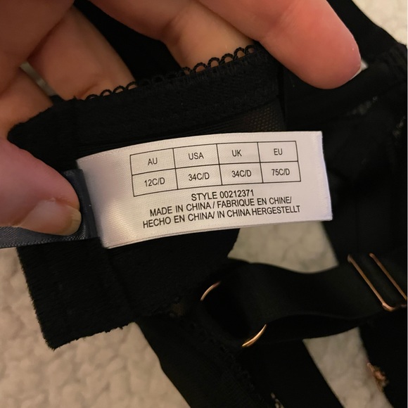 Fox&Royal Black Strappy Demi Bra Size 34 C/D - Picture 3 of 5